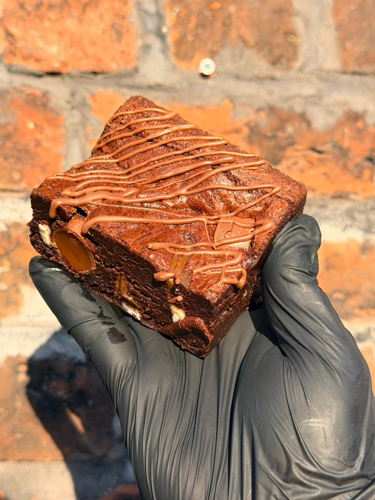 CARAMEL BROWNIE
