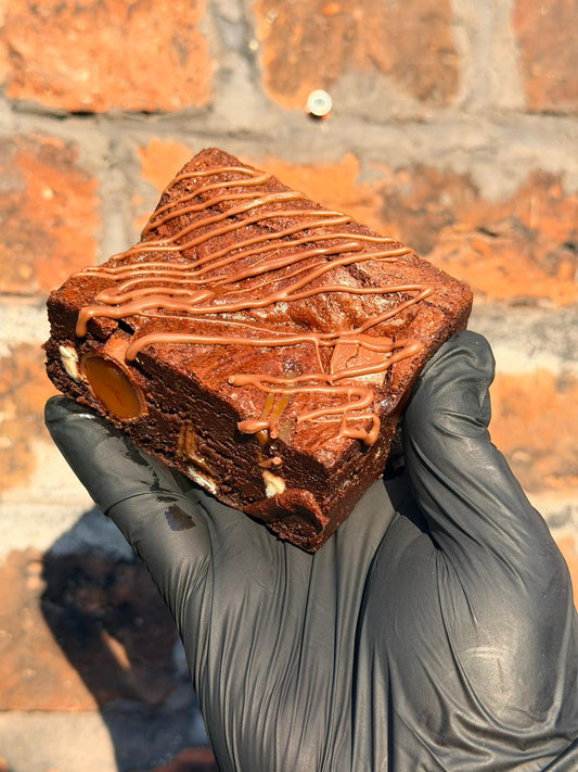 CARAMEL BROWNIE
